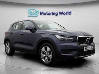 Volvo XC40 T3 MOMENTUM