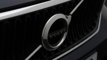 Volvo XC40 T3 MOMENTUM