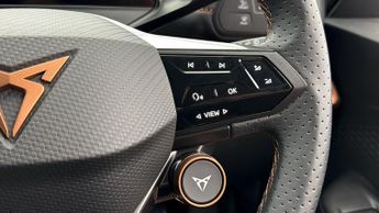 CUPRA Born V2