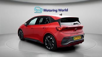 CUPRA Born V2