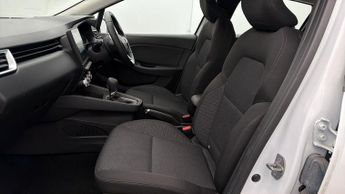 Renault Clio EVOLUTION E-TECH