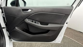 Renault Clio EVOLUTION E-TECH