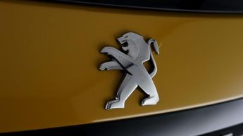 Peugeot E-208 ALLURE PREMIUM