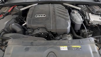 Audi A4 TFSI S LINE