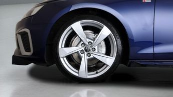 Audi A4 TFSI S LINE