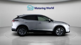 Nissan Qashqai DIG-T ACENTA PREMIUM DCT