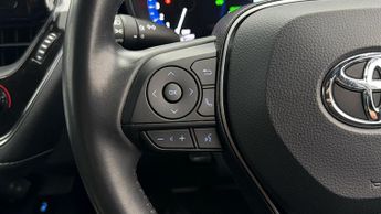Toyota Corolla VVT-I ICON TECH