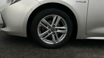 Toyota Corolla VVT-I ICON TECH