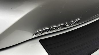 Toyota Corolla VVT-I ICON TECH