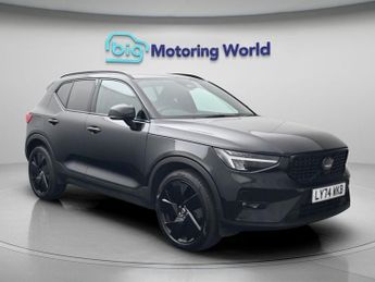 Volvo XC40 B4 PLUS BLACK EDITION