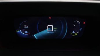 Peugeot E-2008 GT