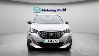 Peugeot E-2008 GT