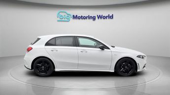 Mercedes-Benz A Class A 180 AMG LINE EDITION EXECUTIVE