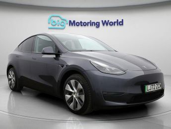 Tesla Model Y LONG RANGE AWD