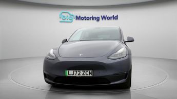 Tesla Model Y LONG RANGE AWD