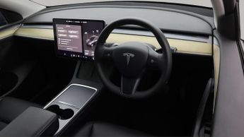 Tesla Model Y LONG RANGE AWD