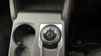 Ford Kuga ST-LINE EDITION