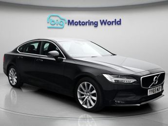 Volvo S90 T4 MOMENTUM PLUS