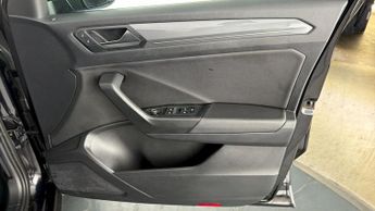 Volkswagen T-Roc R-LINE TDI DSG