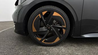 CUPRA Born V3