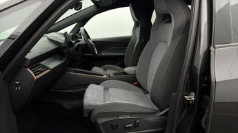CUPRA Born V3