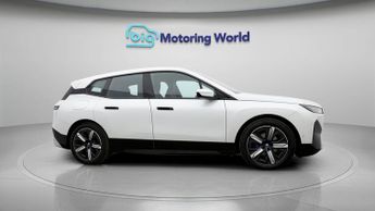 BMW iX XDRIVE40 M SPORT