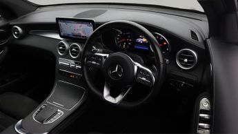 Mercedes-Benz GLC GLC 300 4MATIC AMG LINE