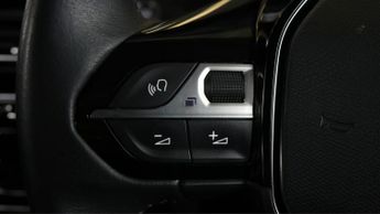 Peugeot E-2008 ALLURE PREMIUM