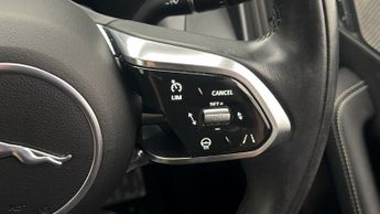 Jaguar I-PACE R-DYNAMIC SE BLACK