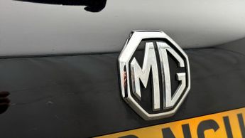 MG MG HS EXCLUSIVE