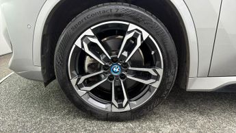 BMW iX1 XDRIVE 30 M SPORT