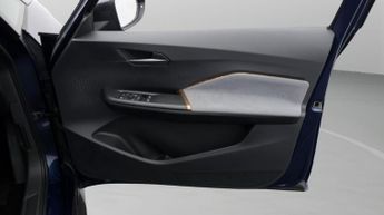 CUPRA Born V1