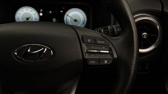 Hyundai KONA PREMIUM
