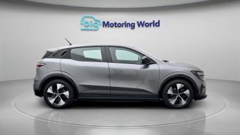 Renault Megane E-Tech EQUILIBRE