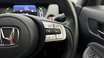 Honda Jazz I-MMD CROSSTAR EX