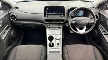 Hyundai KONA PREMIUM