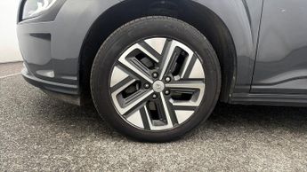 Hyundai KONA PREMIUM