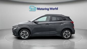 Hyundai KONA PREMIUM