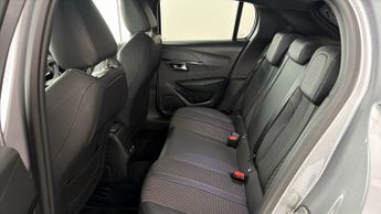 Peugeot E-208 GT