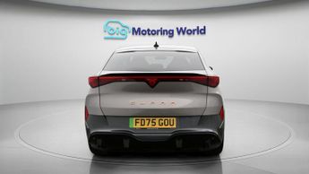 CUPRA Tavascan V1