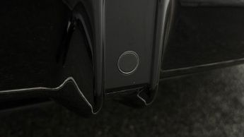 CUPRA Tavascan V1