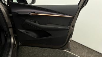 CUPRA Tavascan V1