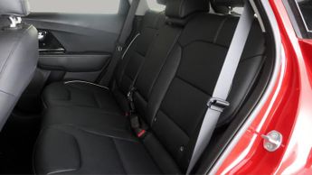 Kia Niro 4 PLUS