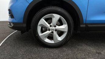 Nissan Qashqai DIG-T ACENTA PREMIUM