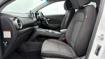 Hyundai KONA PREMIUM