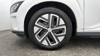 Hyundai KONA PREMIUM