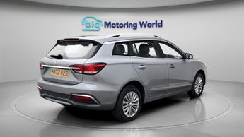 MG MG5 EXCLUSIVE