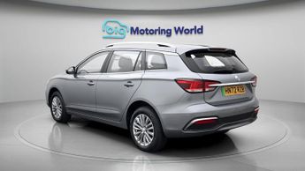MG MG5 EXCLUSIVE