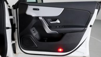 Mercedes-Benz CLA CLA 250 E AMG LINE PREMIUM