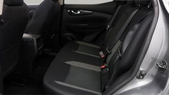Nissan Qashqai DIG-T N-CONNECTA DCT